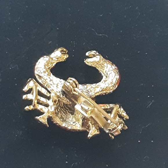 Articulated Crab Brooch - Picture 4 of 5